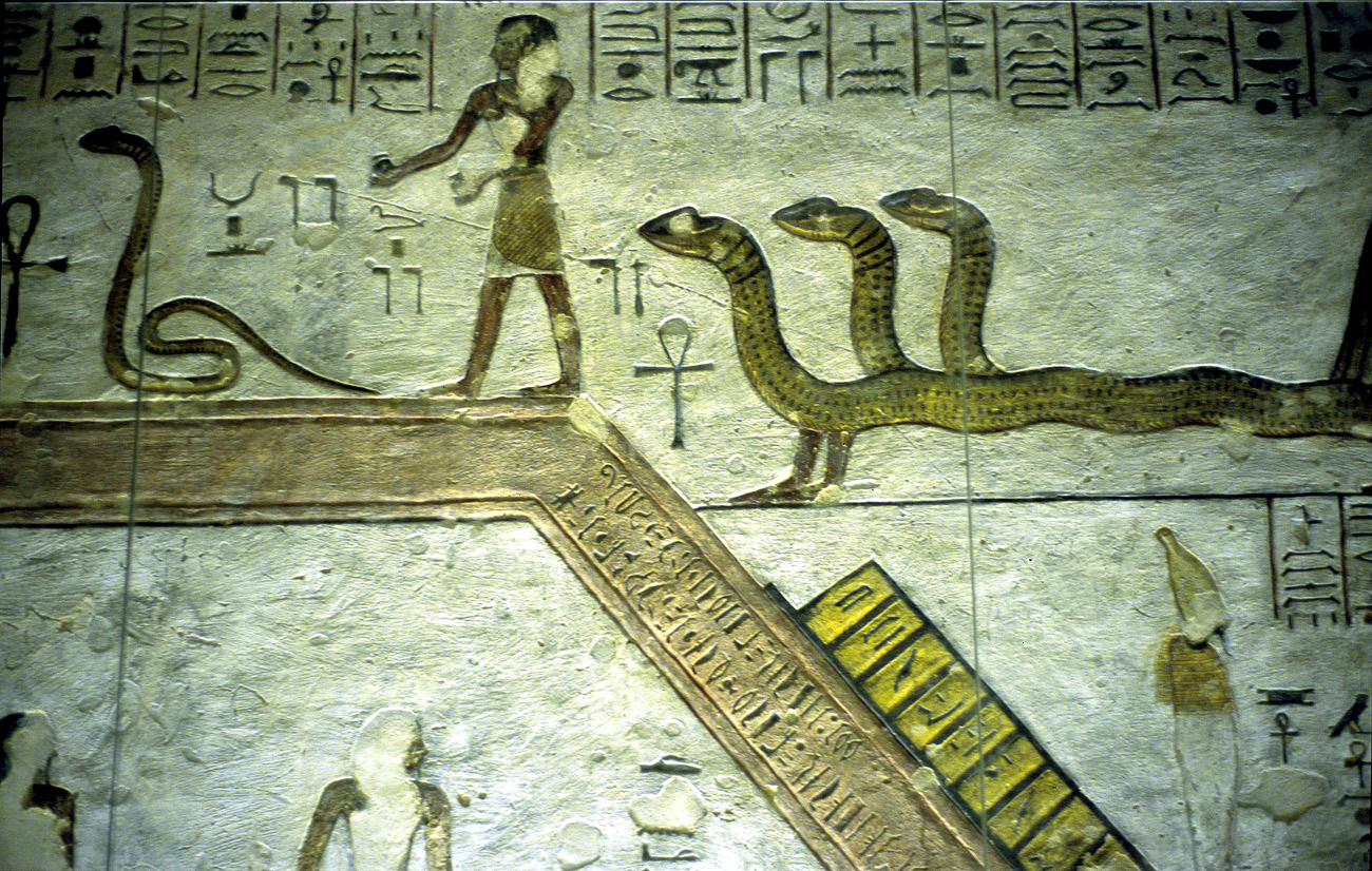 egyp02_16 tomb ramsesiii.jpg - Thèbes nécropoles vallée des rois tombe de Ramses III Provia 100 F